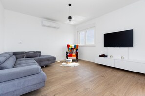 Rumah | Area keluarga | TV