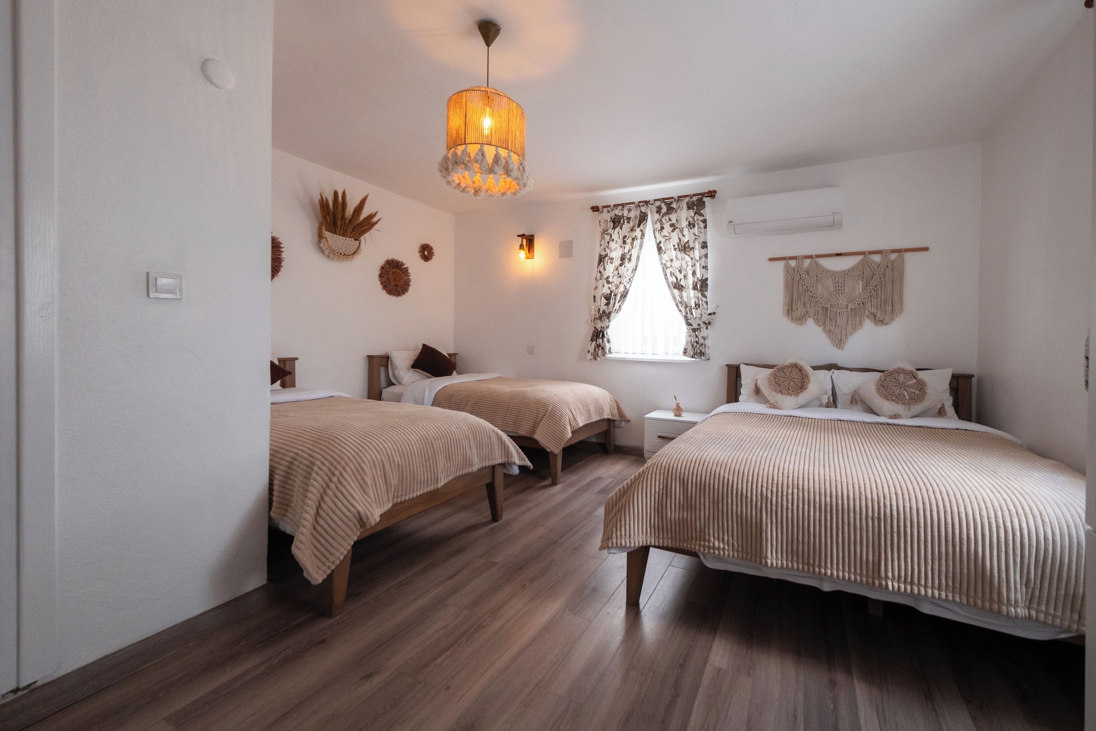 Minibar, wifi gratis y ropa de cama 