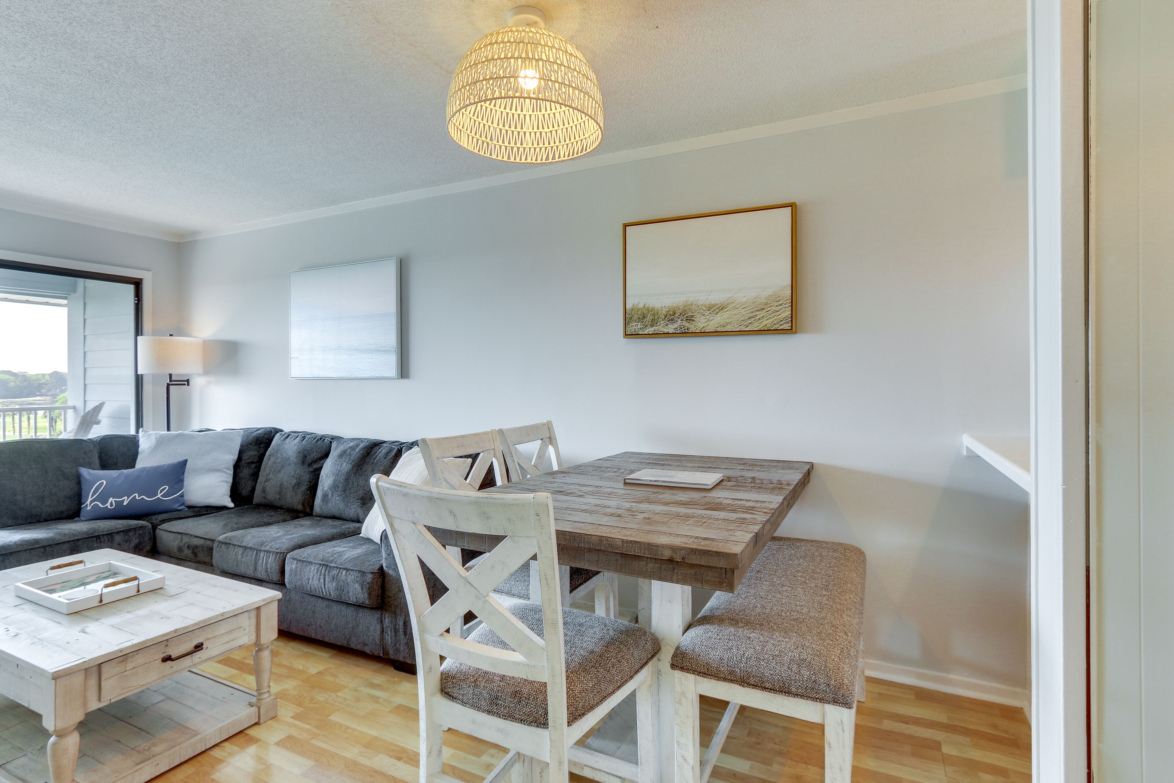 Hilton Head Resort Condo Rental: Walk to Beach!