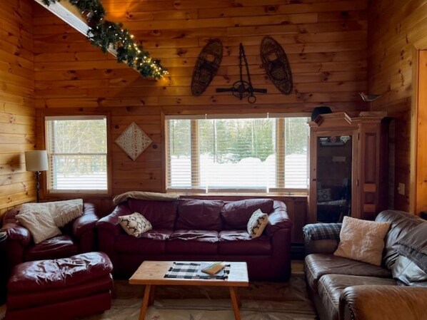 Living area - SUMMER RENTAL - Cabin in the Northeast Kingdom. Close to all the the NEK offers. (Brighton)