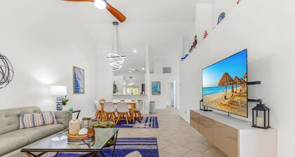 3br Villa, Private Heated Pool, Garage, EV-Charger