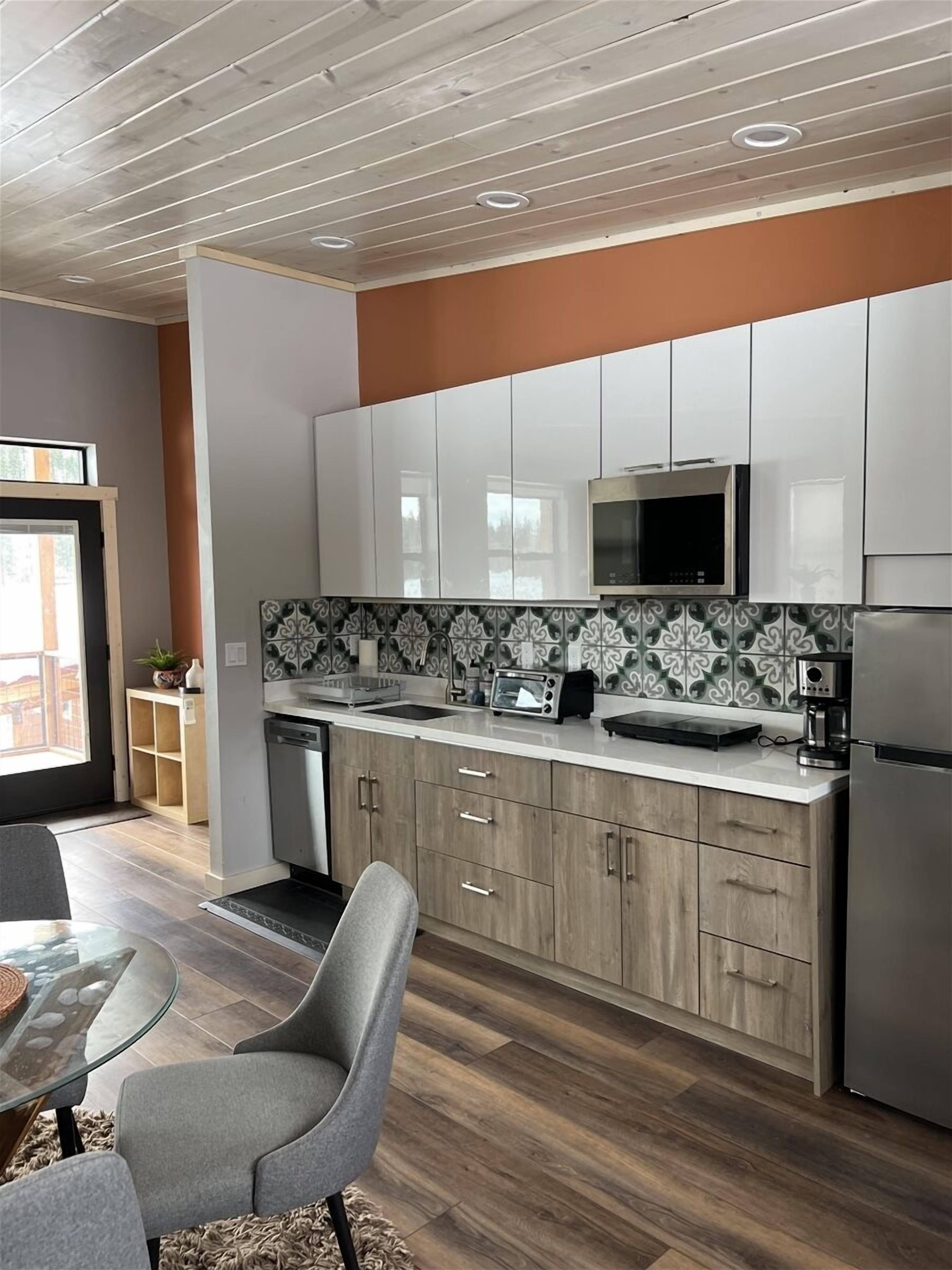 Wolf Creek Apartment