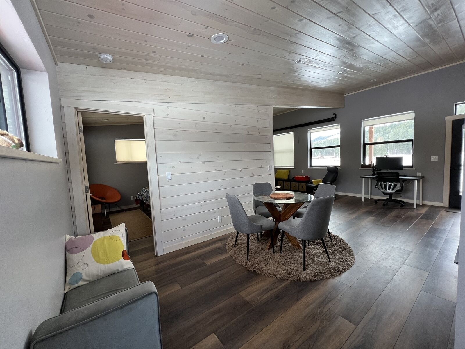 Wolf Creek Apartment