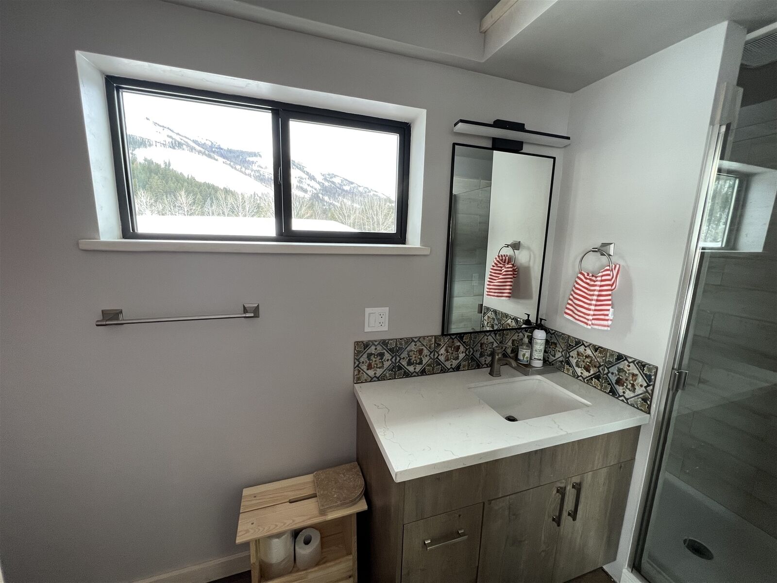 Wolf Creek Apartment