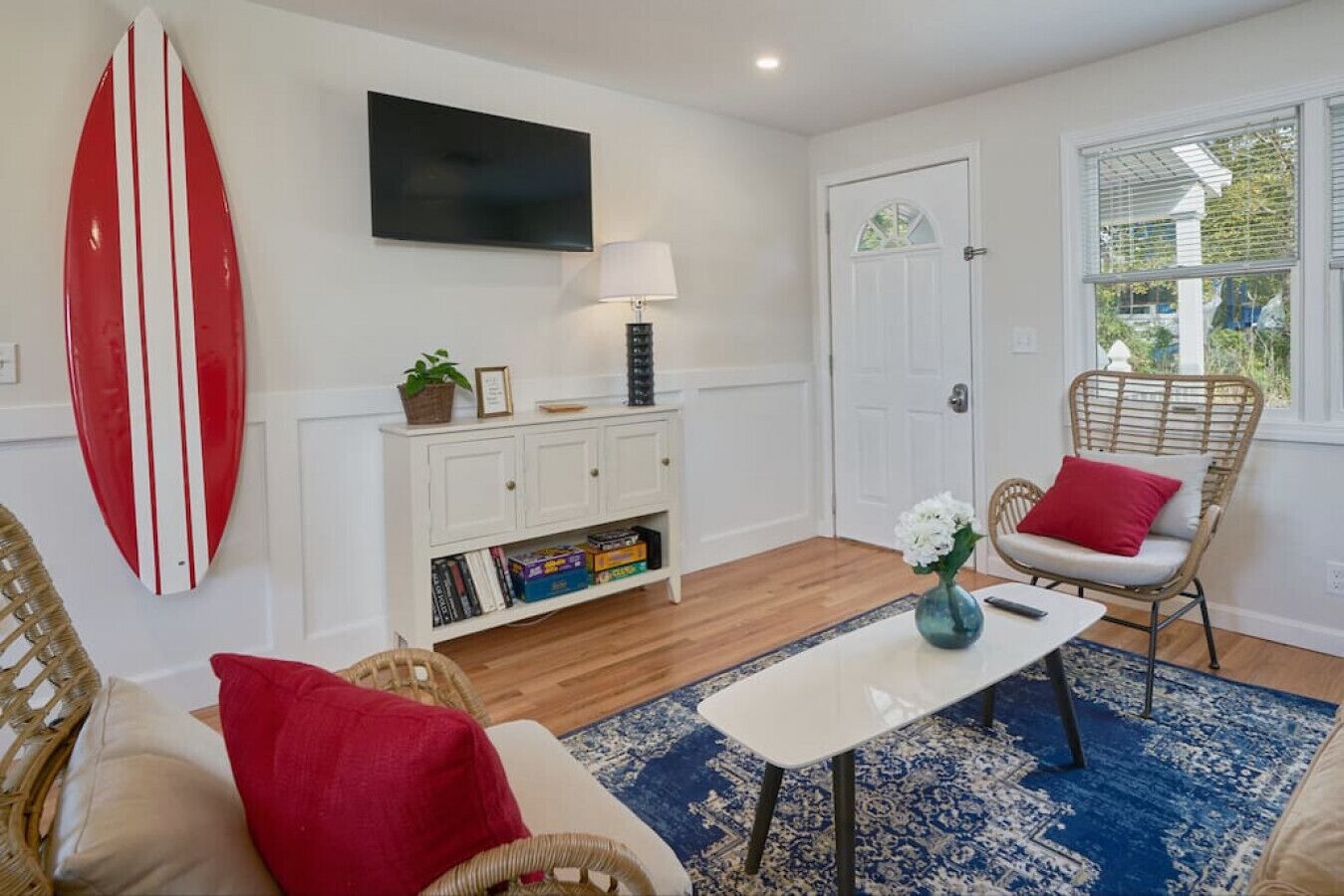 The Cove House · Walk to Mystic, enjoy the views!