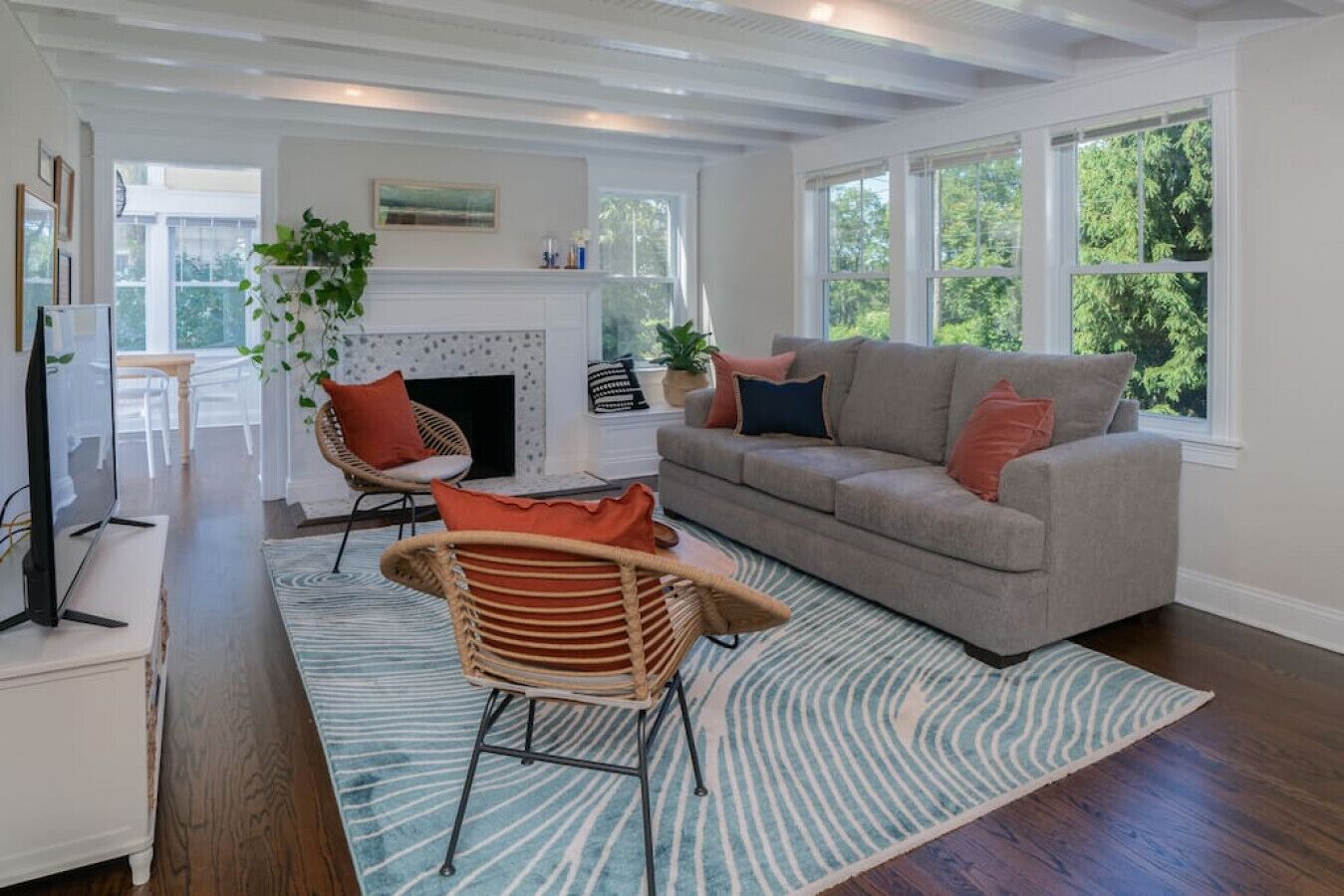 The Old Salt Cottage · Cozy Gateway Near Beach