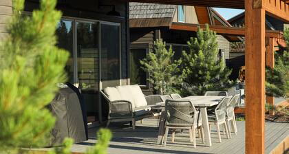 Luxury Cottage at The Wilderness Club