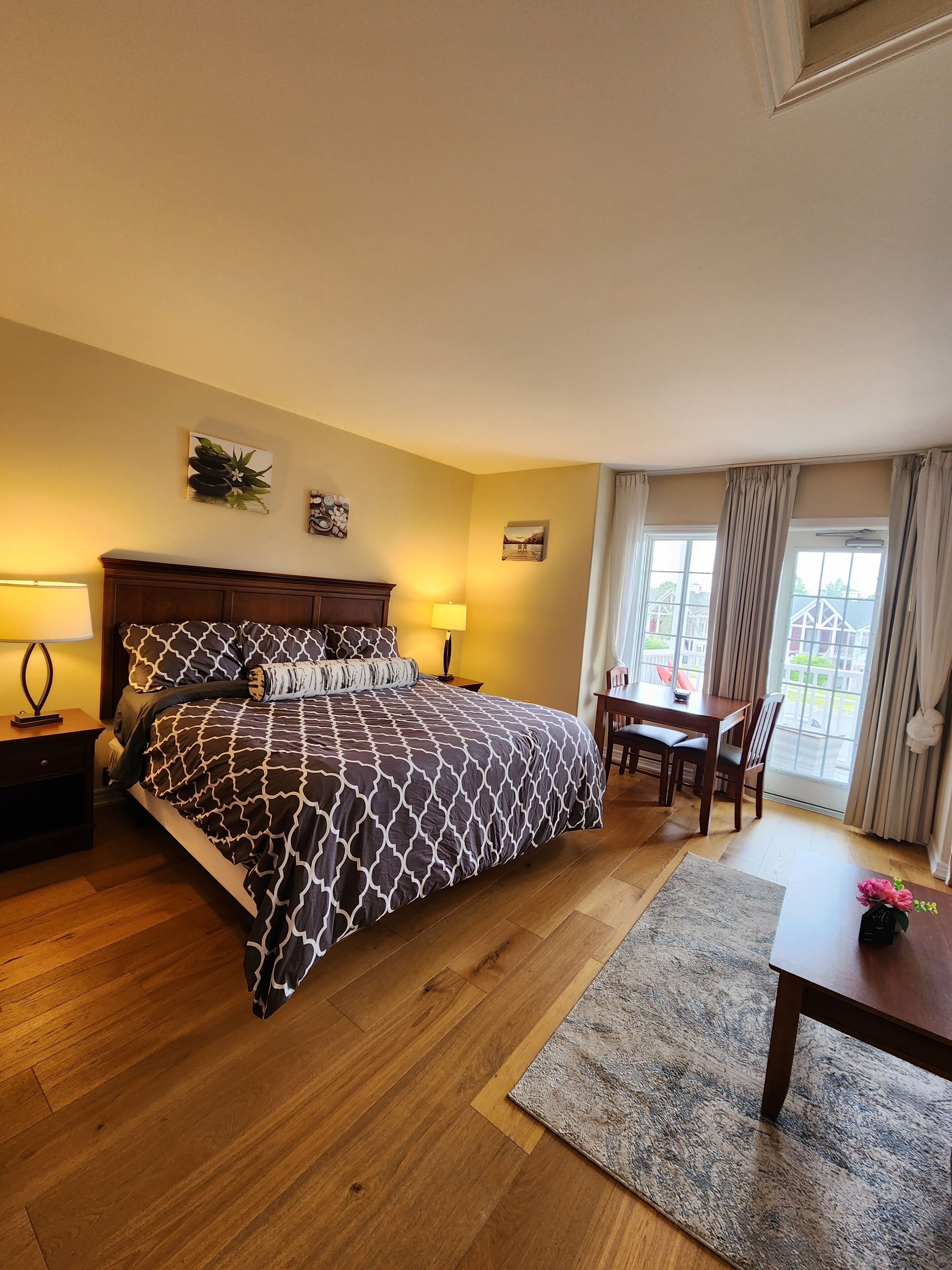 Luxury Cozy One Bedroom Studio