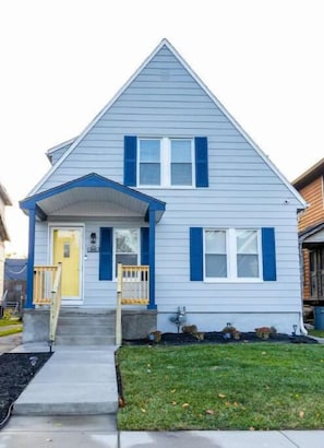 Exterior - Downtown Detroit Family Escape (Detroit)