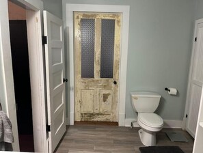 Shower, towels, toilet paper