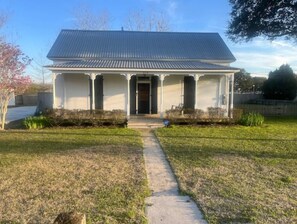 Exterior - Comfort zone (Breaux Bridge)