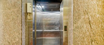 FabHotel Triple Tree