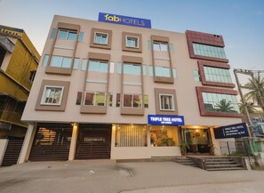 Property entrance - FabHotel Triple Tree (Bhubaneshwar)