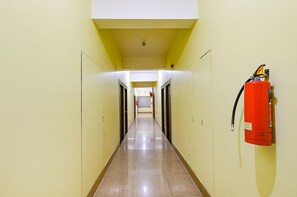 Lobby - FabHotel Triple Tree (Bhubaneshwar)