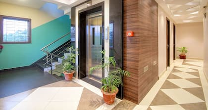 Fabhotel Royal Crystal