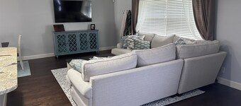 Room to rent for the week or the month!