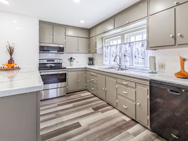 Fridge, microwave, oven, dishwasher