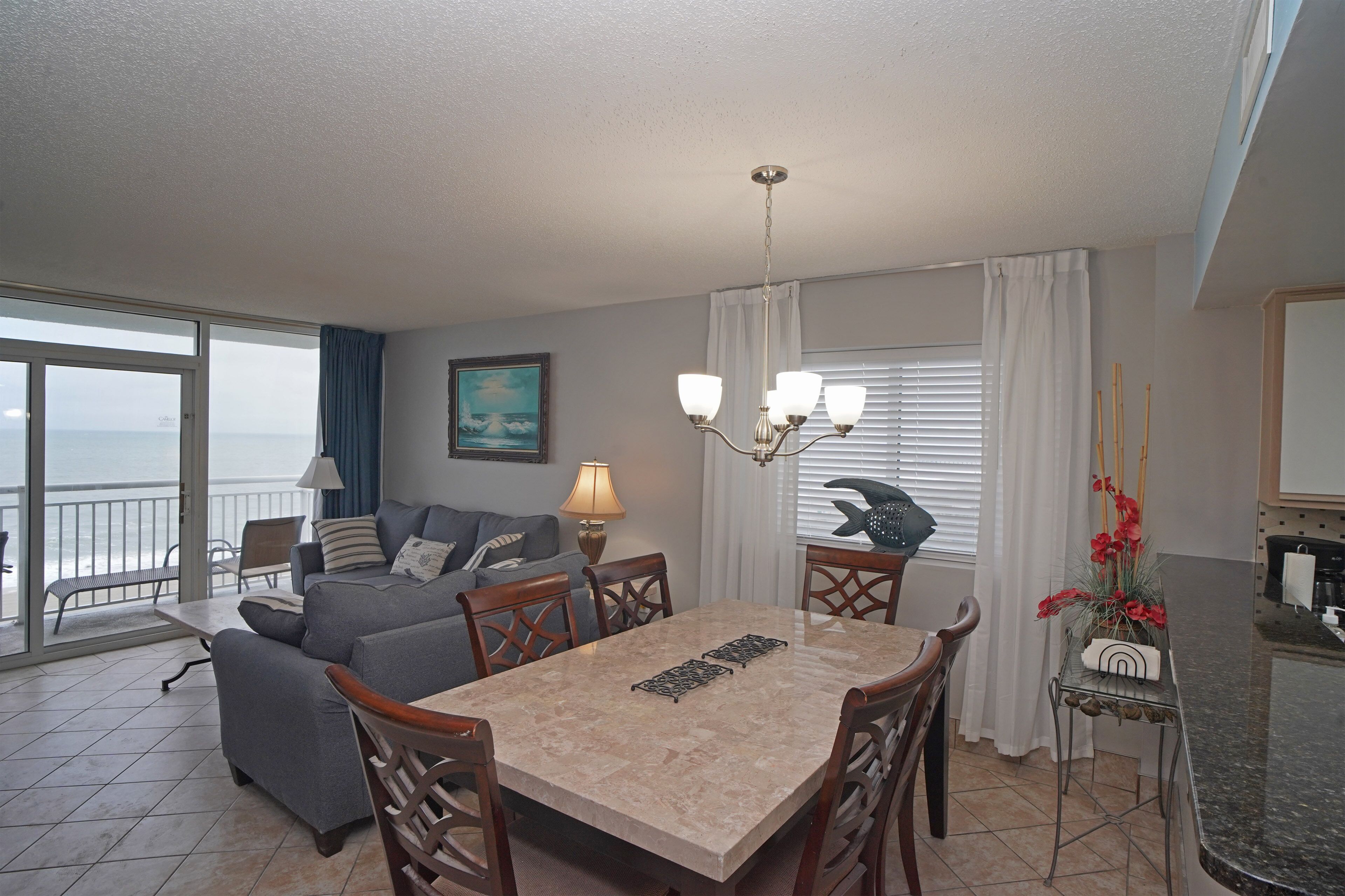 Fully renovated direct oceanfront 3BR 2BA in the hearth of Myrtle Beach