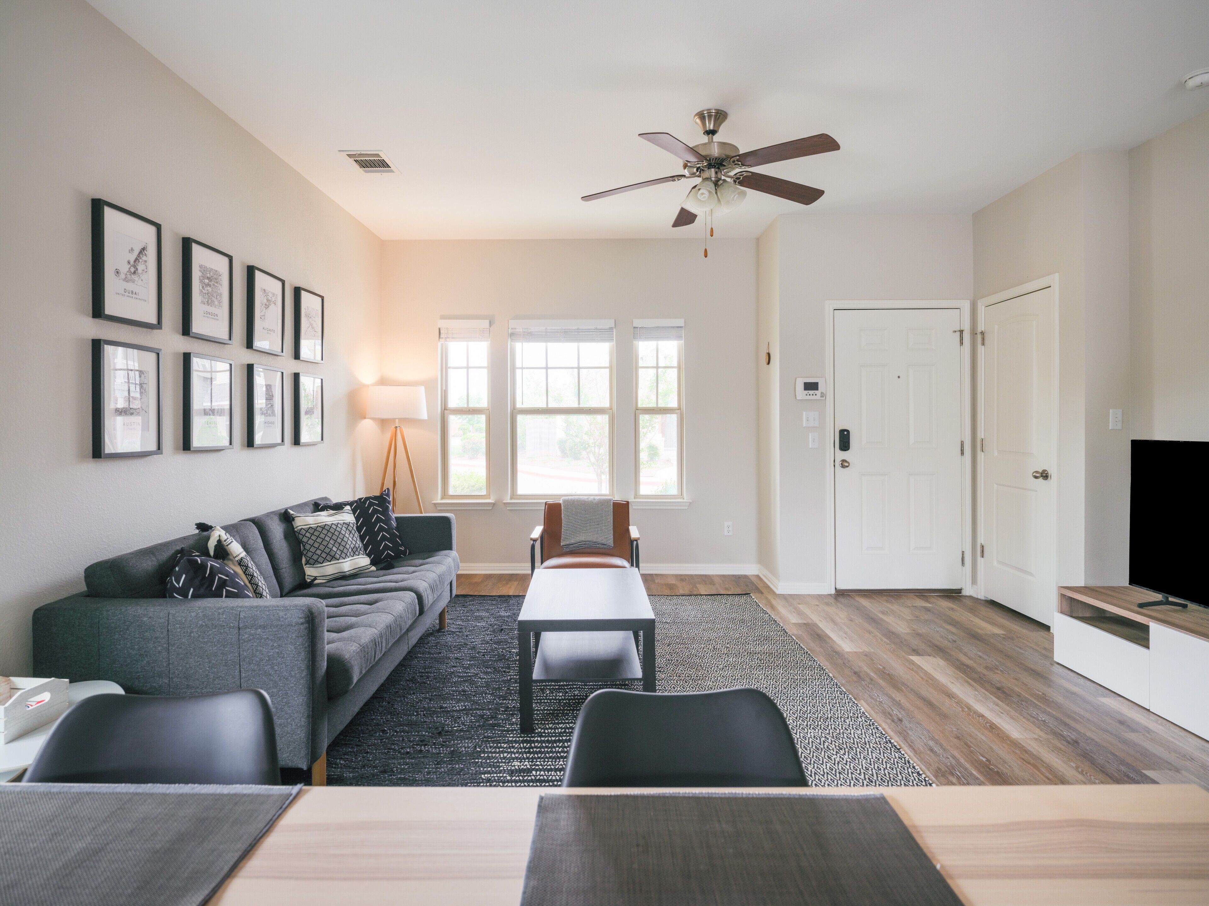 Ideal Home - Close to Airport - GFTX 