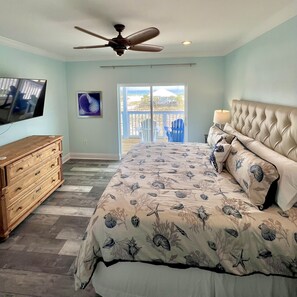 3 bedrooms, iron/ironing board, travel crib, free WiFi