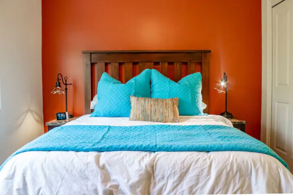 Comfy Condo in West Sedona with free covered parking close to most amenities