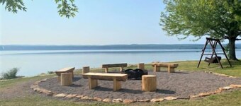 Baraga Lakeside Inn