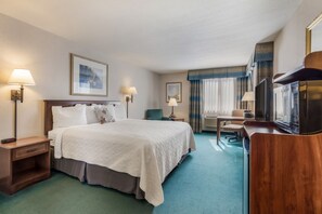 高級客房, 1 張特大雙人床, 湖景 | 書桌、遮光布/窗簾、免費無線上網、床單