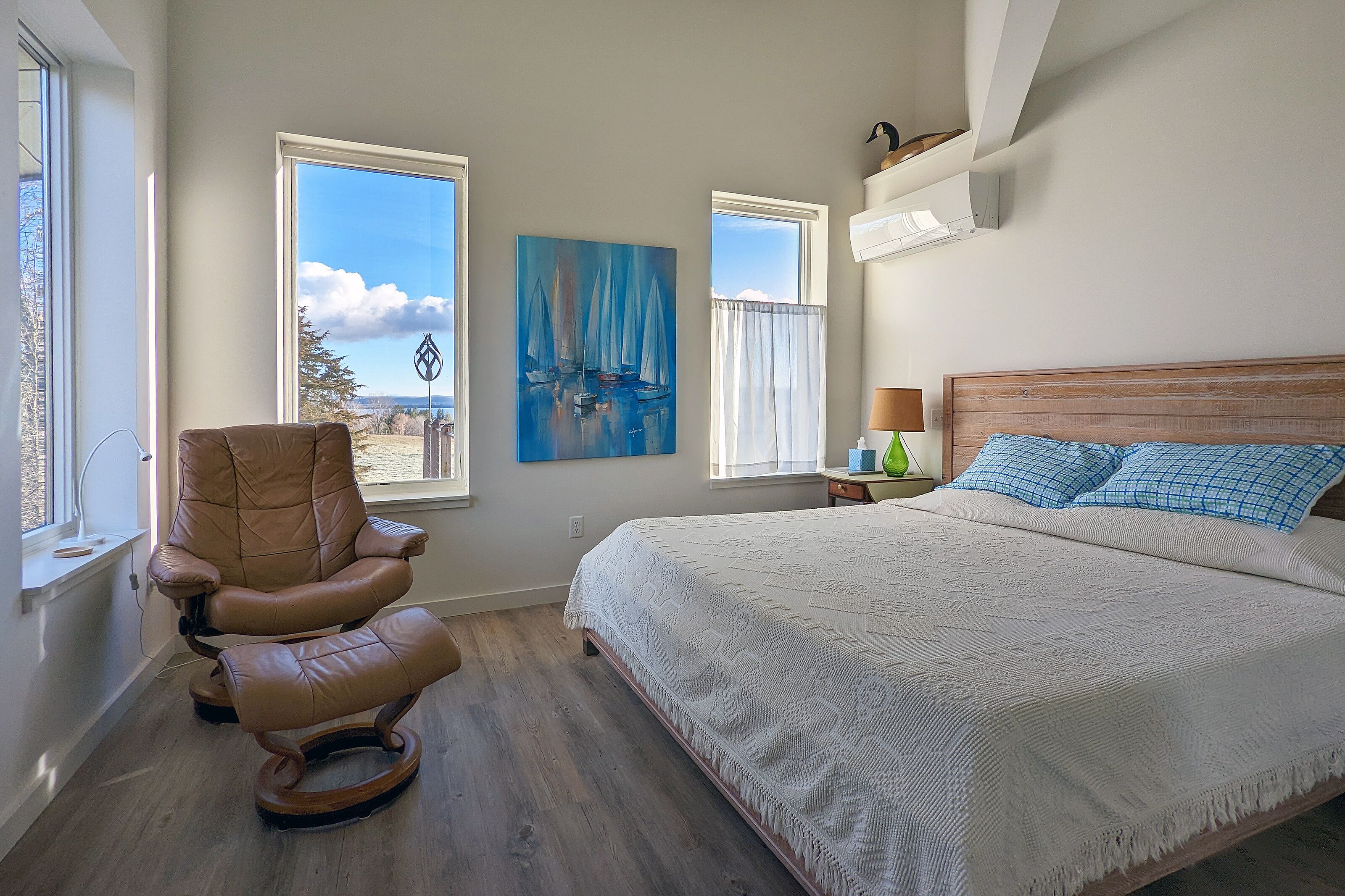 NEW!  Majestic Hilltop w/ Lake Champlain & Mtn Vista