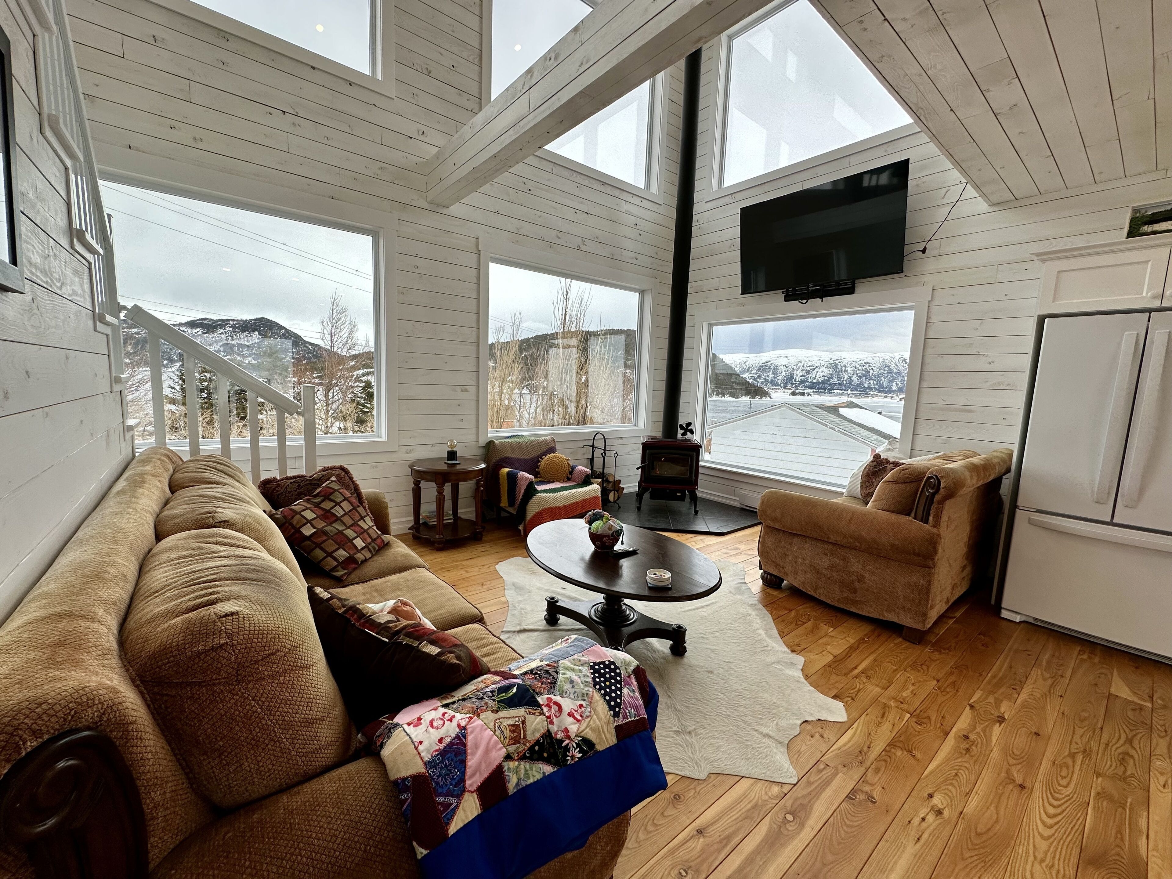 Modern Saltbox Home in Gros Morne National Park & Ocean Views!
