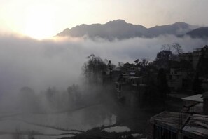 Unclassified image, 3 of 51, button - Yuanyang Green Hostel & Sunny Guesthouse (Yuanyang)