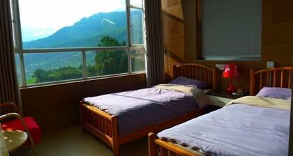 Yuanyang Green Hostel & Sunny Guesthouse