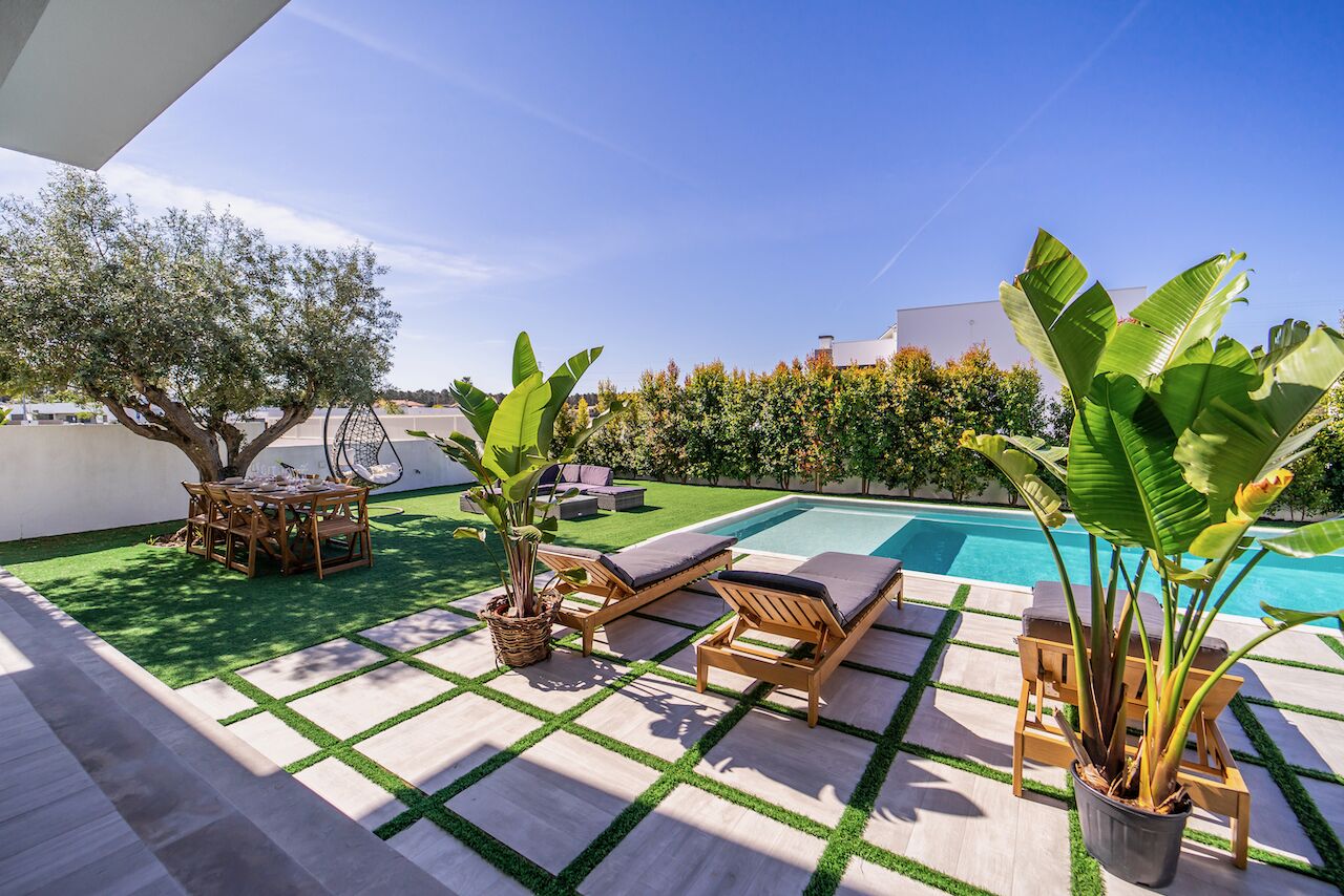 Pool Garden