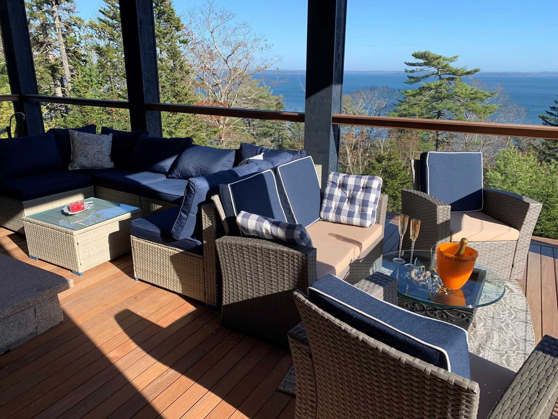 Rockbilt Vista--Luxury wing of the Rockbilt Estate with stunning ocean views, 4 minutes to Acadia