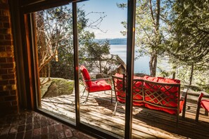 Panoramic Suite, 1 Queen Bed, Balcony, Ocean View | Terrace/patio