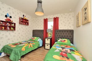 4 bedrooms, iron/ironing board, travel crib, free WiFi