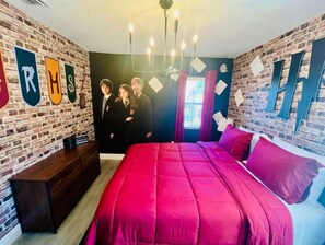 3 quartos, escrivaninha, berço de viagem, Wi-Fi
