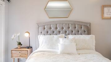 2 bedrooms, iron/ironing board, travel crib, free WiFi