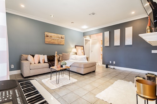 Cozy 2 bedroom apartment in Las Vegas