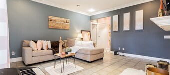 Cozy 2 bedroom apartment in Las Vegas