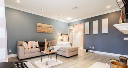 Cozy 2 bedroom apartment in Las Vegas