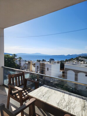 Apartment, 2 Bedrooms, Sea View | Balcony view