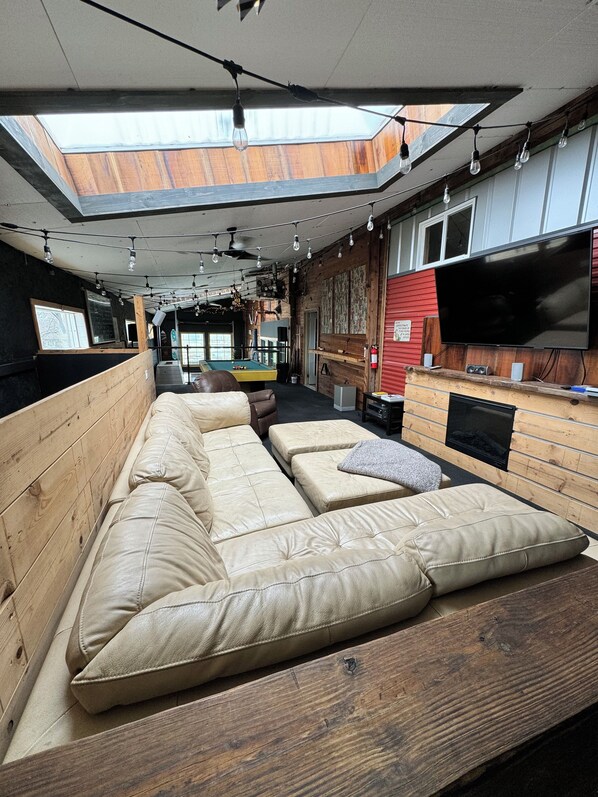 Smart TV, video games, DVD player, books