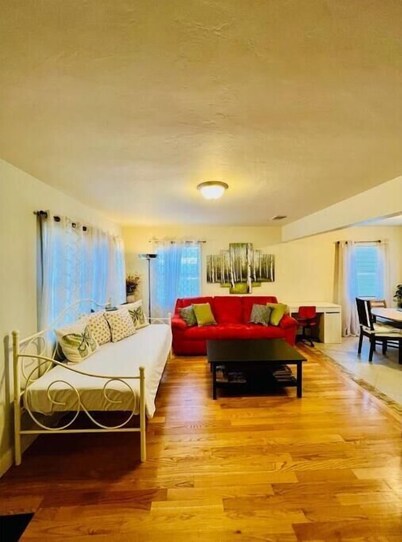 JadeHome -- Townhome style