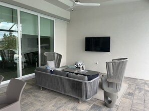Terrace/patio - The Isles of Collier Preserve, Naples - close to 5th Ave and beaches downtown. (Naples)