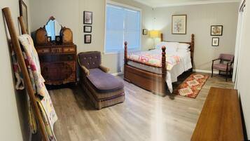 2 dormitorios, tabla de planchar con plancha, wifi gratis y ropa de cama