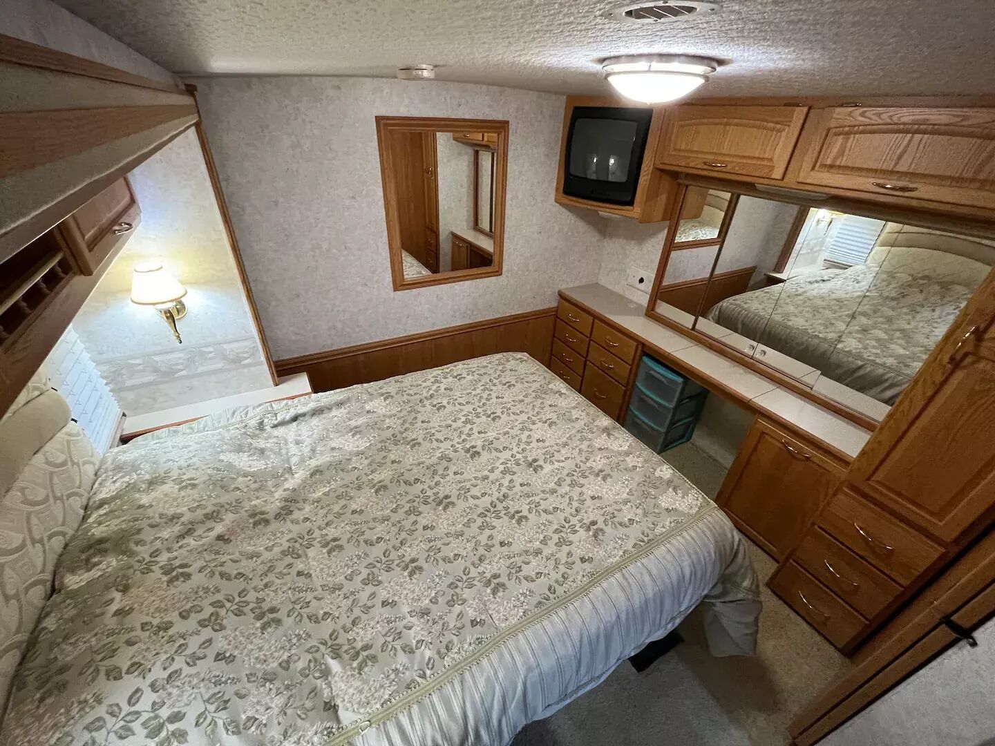 Hanover Haven Motorhome