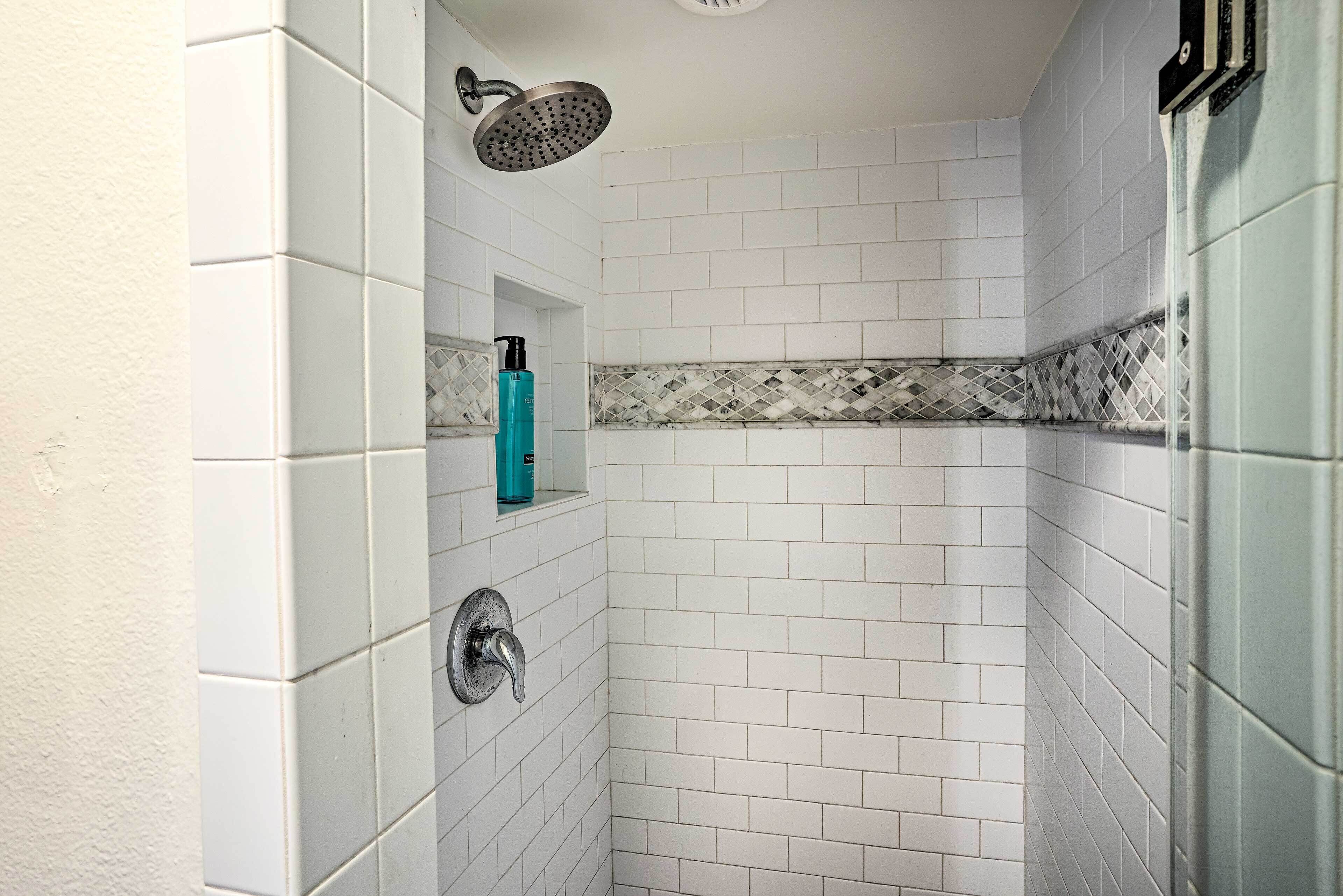 Newport Beach Vacation Rental - Short Walk to Pier