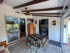 Outdoor dining - ALPINIA972 (Sainte-Anne)