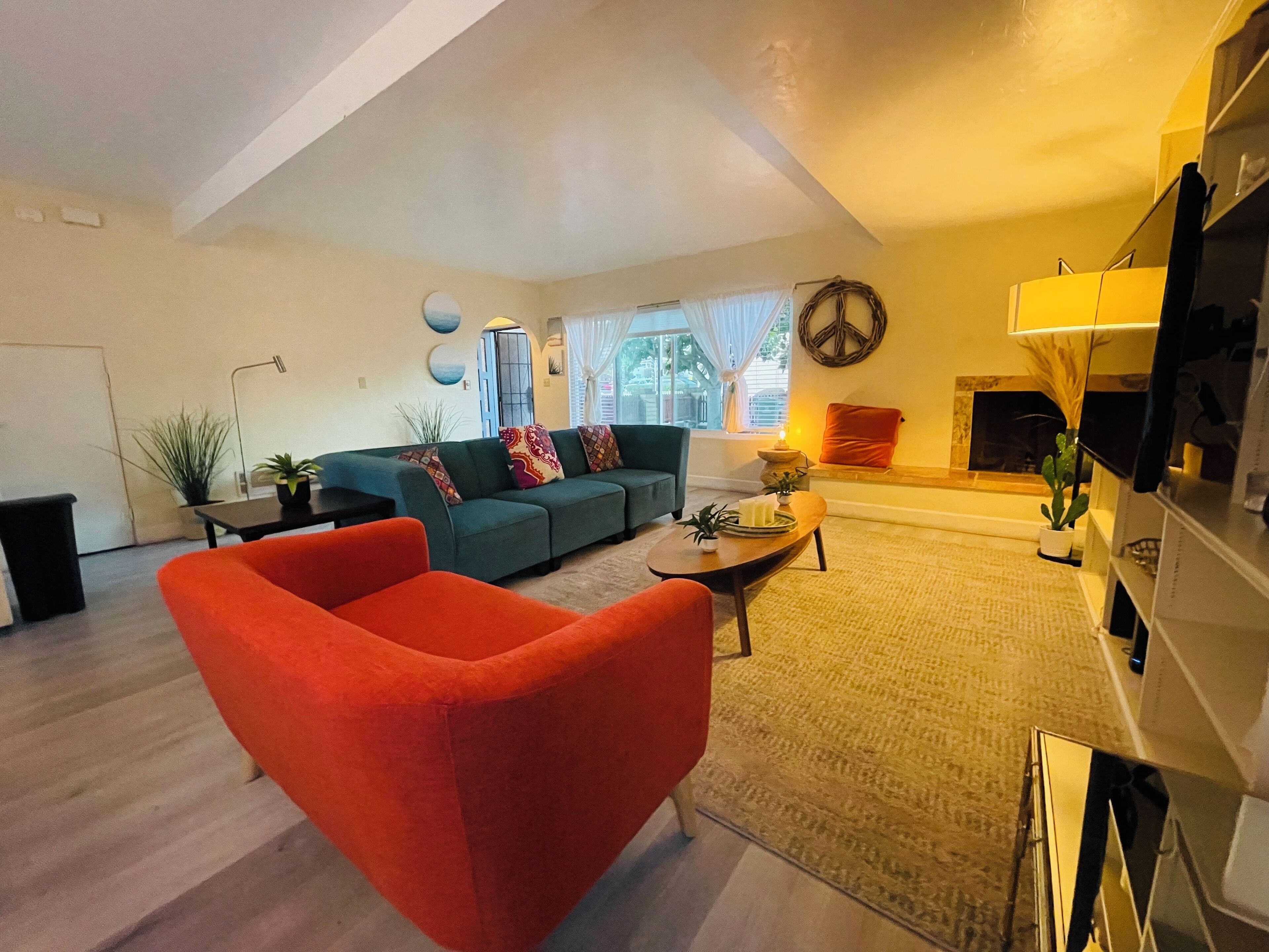 Pacific Beach Haven: Your Ideal SoCal Escape!