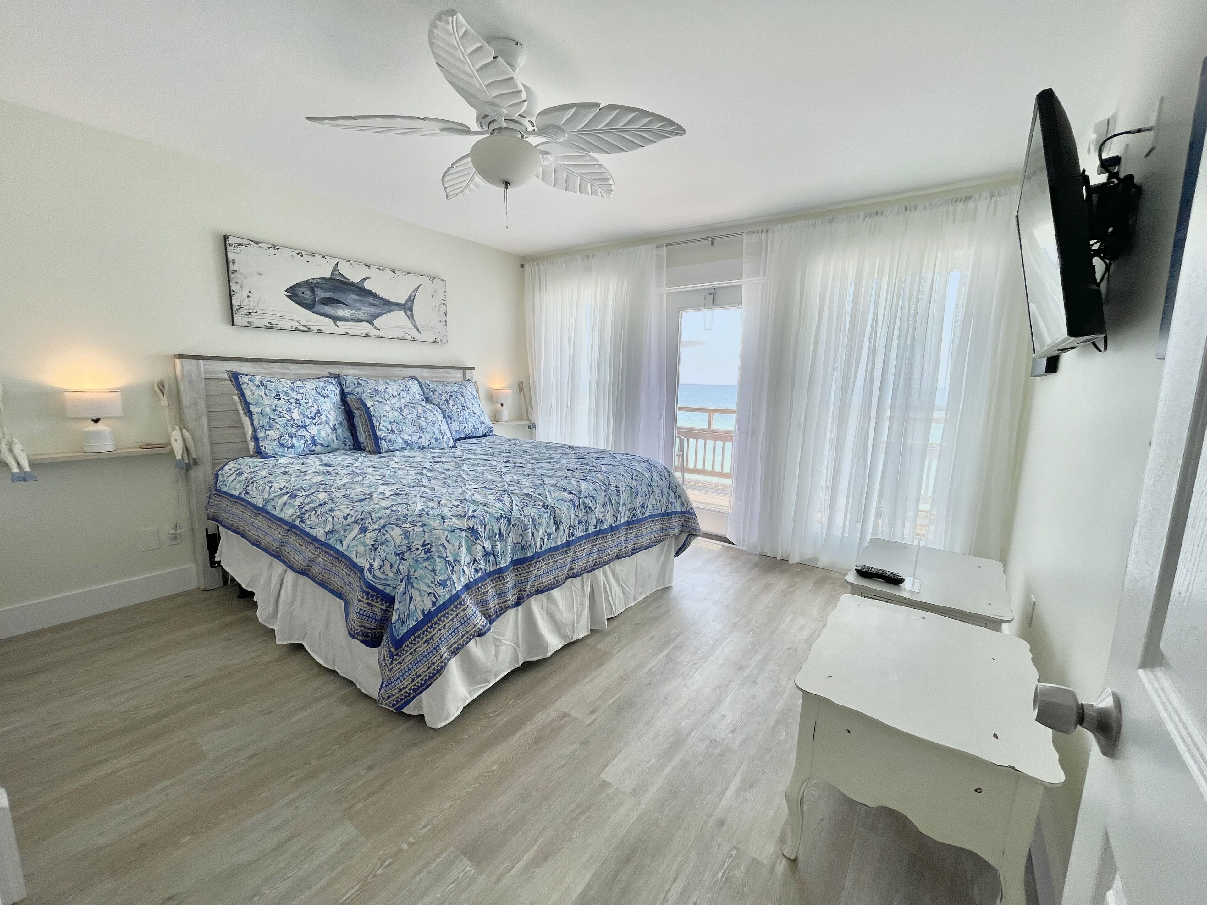 Panoramic view of the sugar white sand and the sparkling Emerald waters